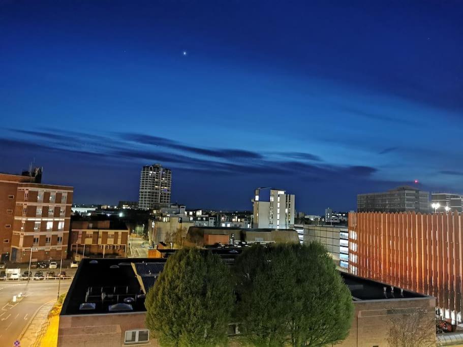Paramount City View سويندون المظهر الخارجي الصورة